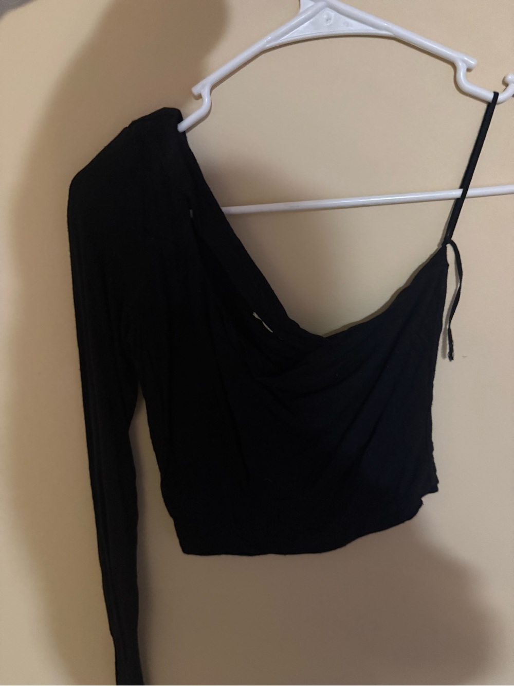 Black One-Shoulder Women’s Top